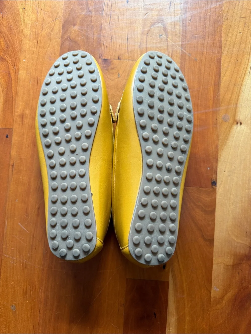 Old Navy Mustard Yellow Penny Loafer Driving Mocs Cushioned Memory Foam Size 9
